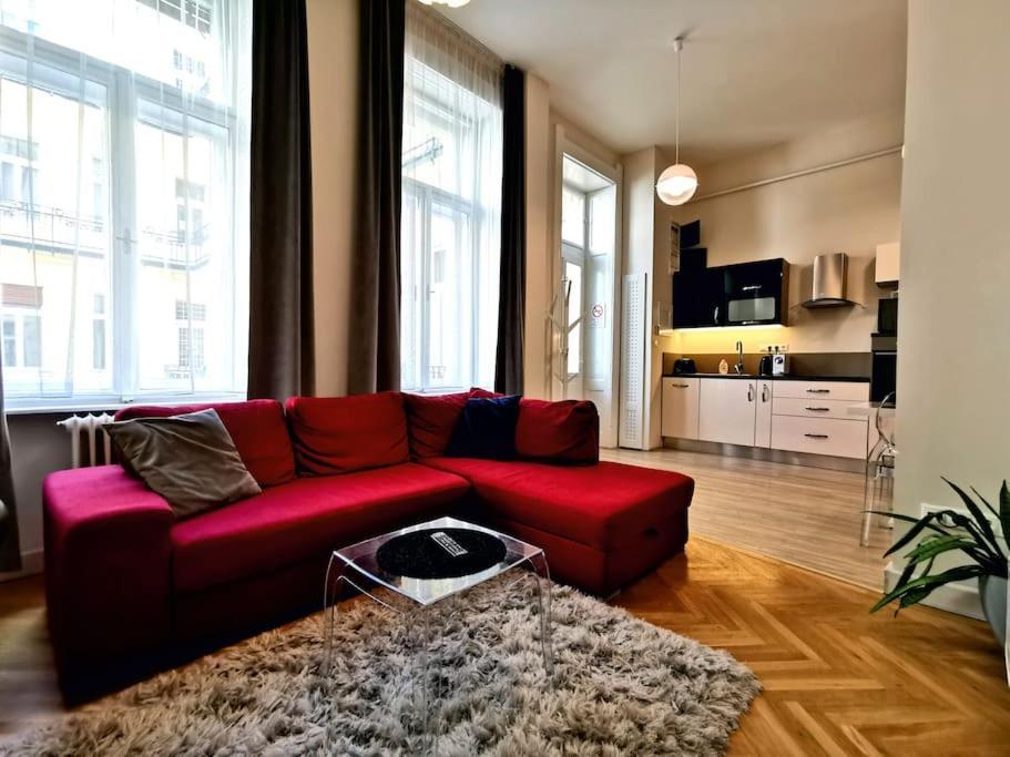 Luxury Apartment Near Astoria With Ac بودابست المظهر الخارجي الصورة